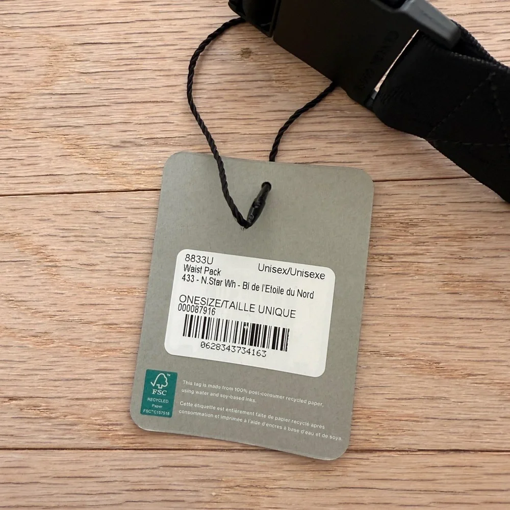 NWT Canada Goose White Belt Bag with Black Accents - Picture 4 of 6